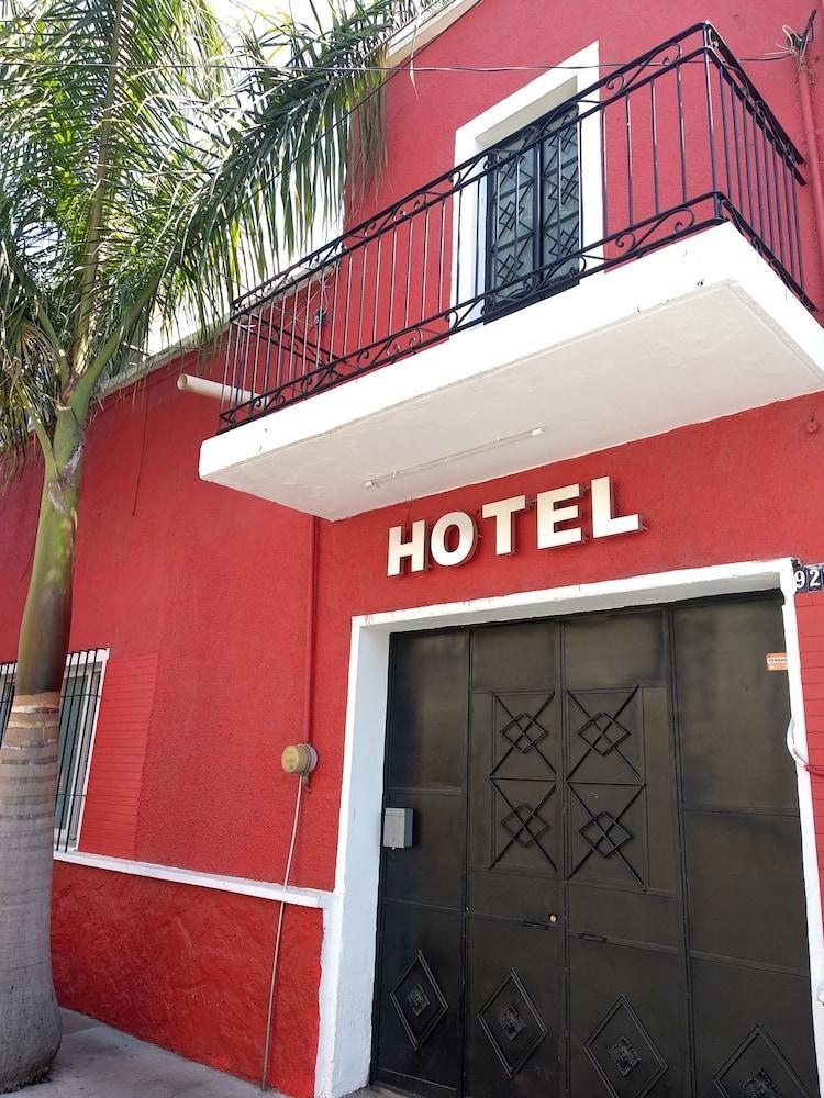 Hotel Del Refugio กัวดาลาฮารา ภายนอก รูปภาพ