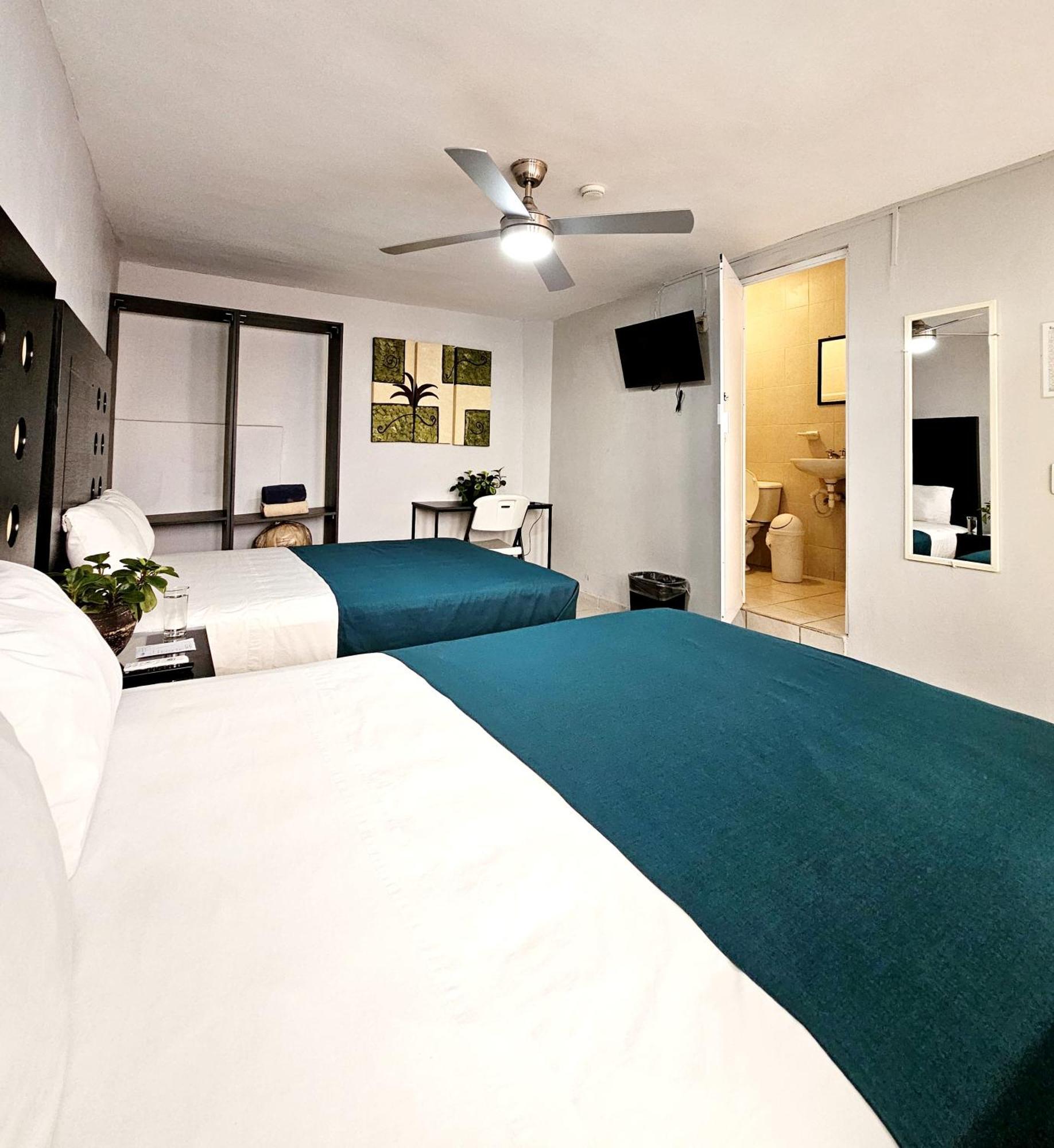 Hotel Del Refugio กัวดาลาฮารา ภายนอก รูปภาพ