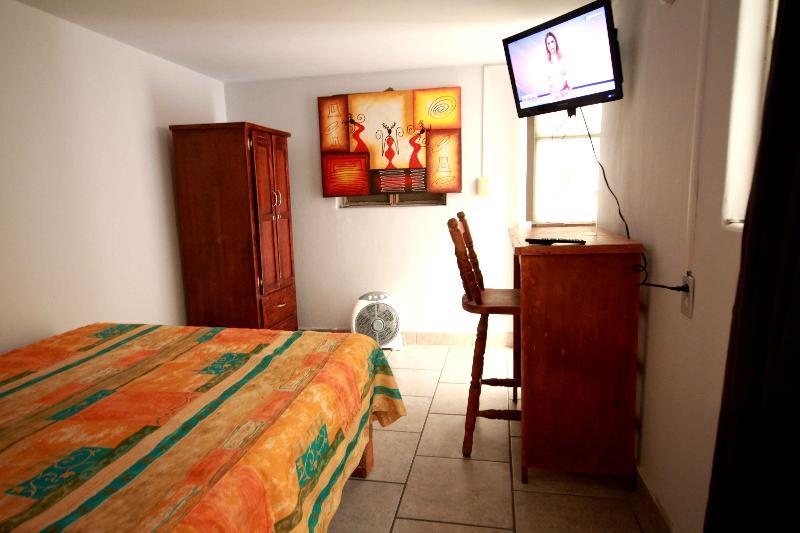Hotel Del Refugio กัวดาลาฮารา ภายนอก รูปภาพ